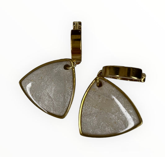 KOKOREWA Collection - Curved Triangle Dangle Earrings